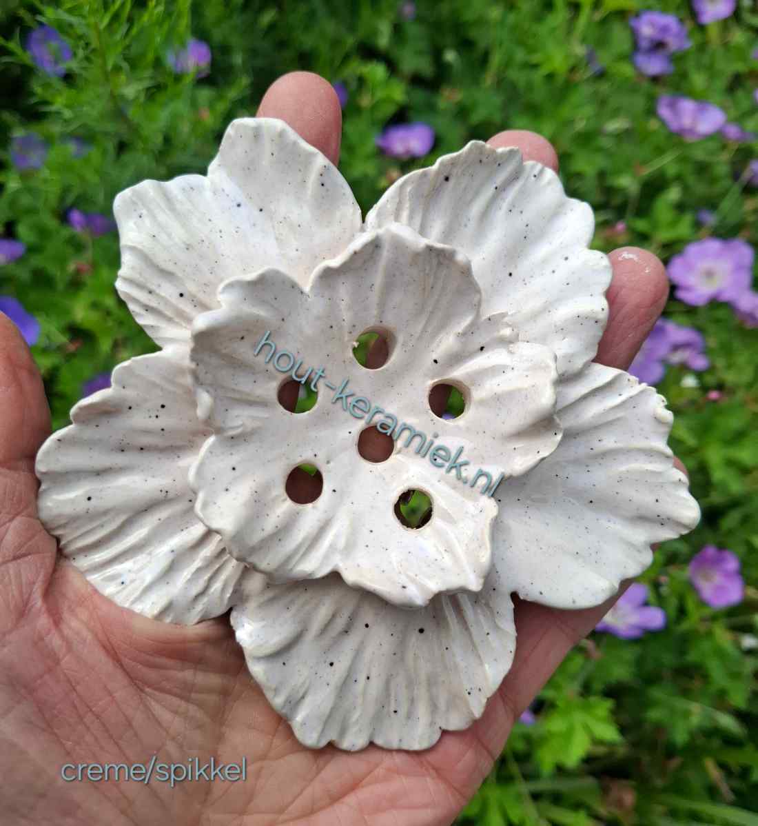 bloemverdeler creme spikkel bloemverdeler creme-spikkel